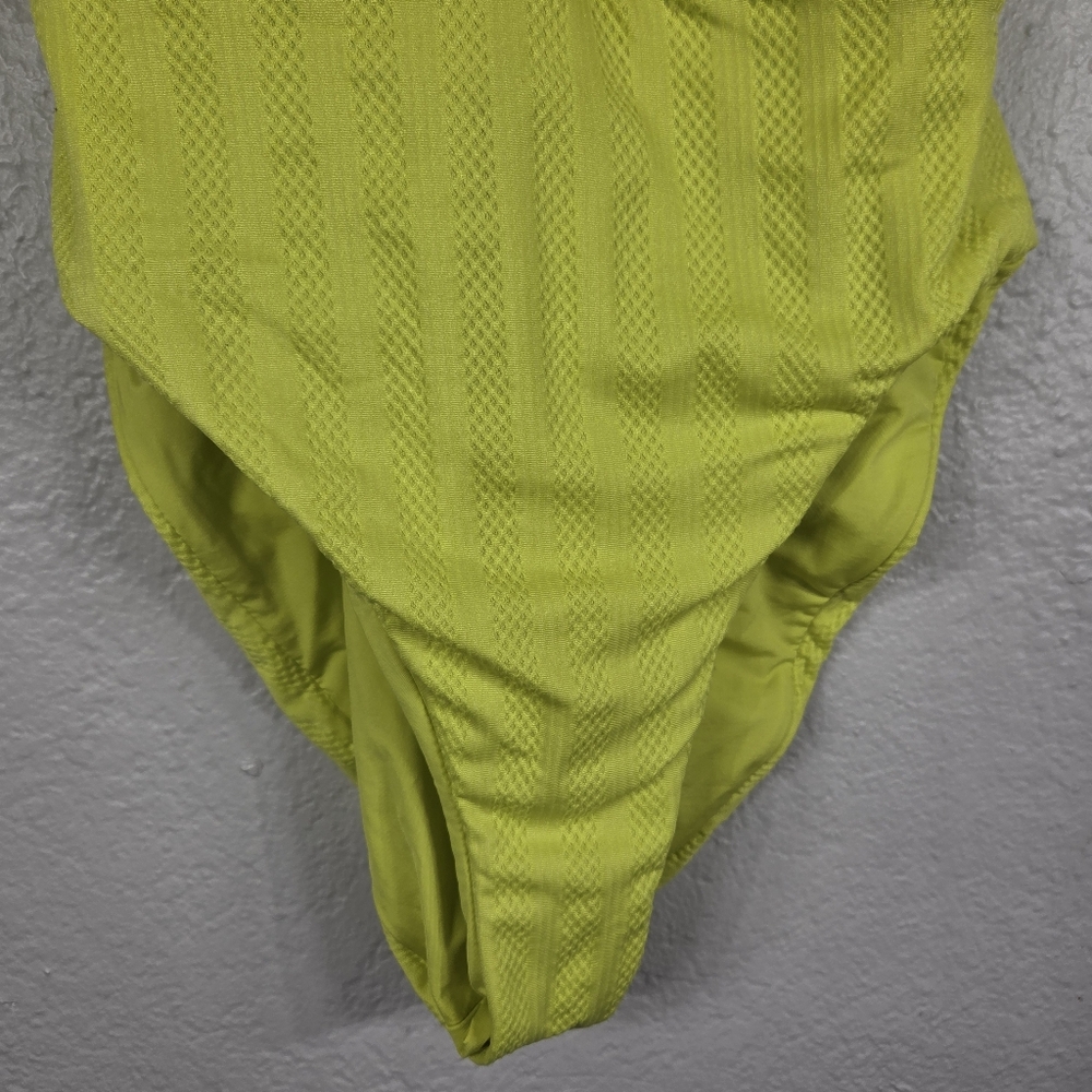 Becca Prima Camille Neon Swimsuit One Piece Size S/P Petite Twist Front V-Neck - Picture 6 of 15